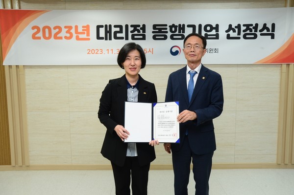 조홍선 공정거래위원회 부위원장(오른쪽)과 박은영 대상 식품BU장.